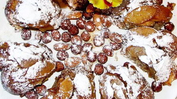 фруктово-ореховый бисквит