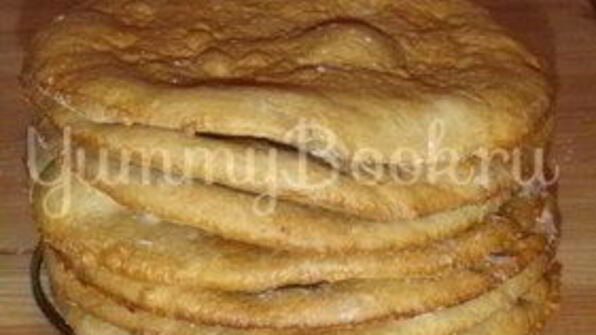 медовый торт с заварным кремом и ириской