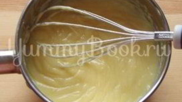 медовый торт с заварным кремом и ириской