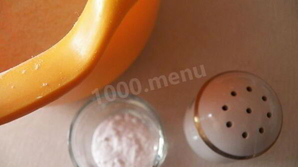 шоколадный блинный торт с творожным кремом