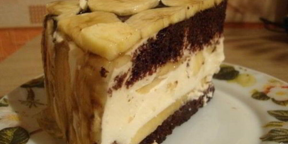 Рецепт шоколадного торта с бананами
