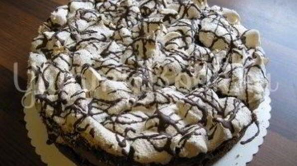 шоколадный торт с меренгой и маскарпоне