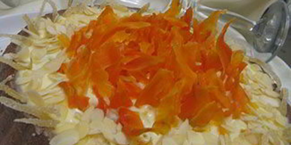 Рецепт свекольного торта с морковными и тыквенными чипсами