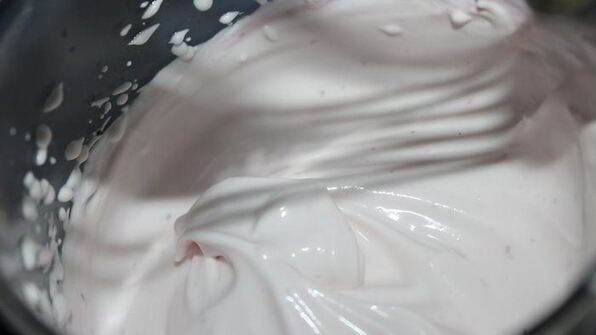 торт бисквитная смородинка со сливками