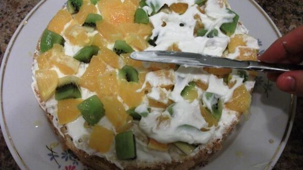 торт с кремом из йогурта