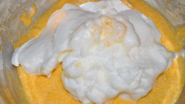 тыквенно-шоколадный торт-купол с малиновым желе