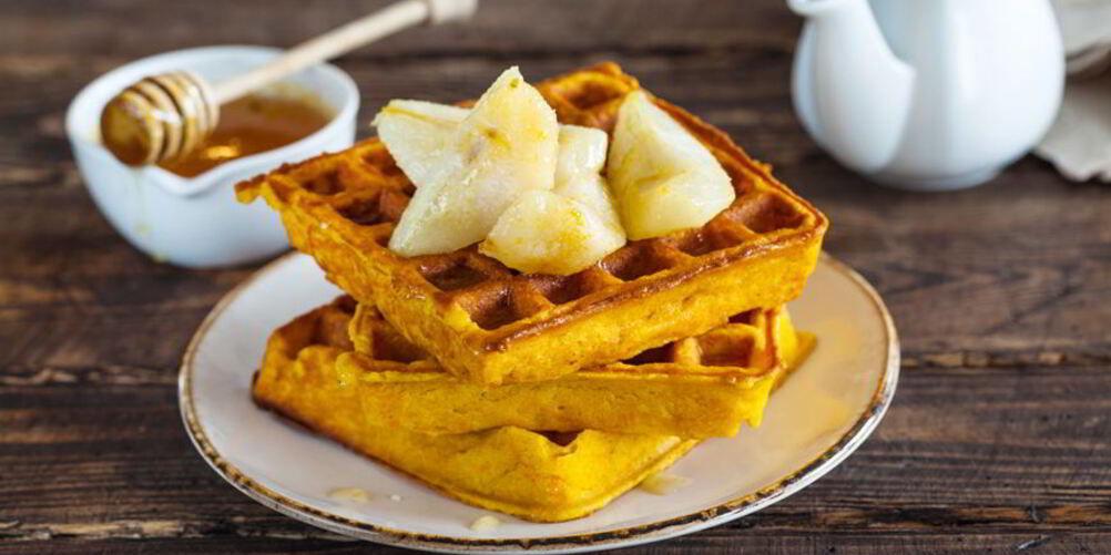 Рецепт морковных вафель с грушами