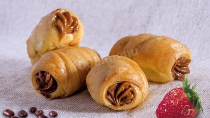 Слоеные трубочки со сгущенкой