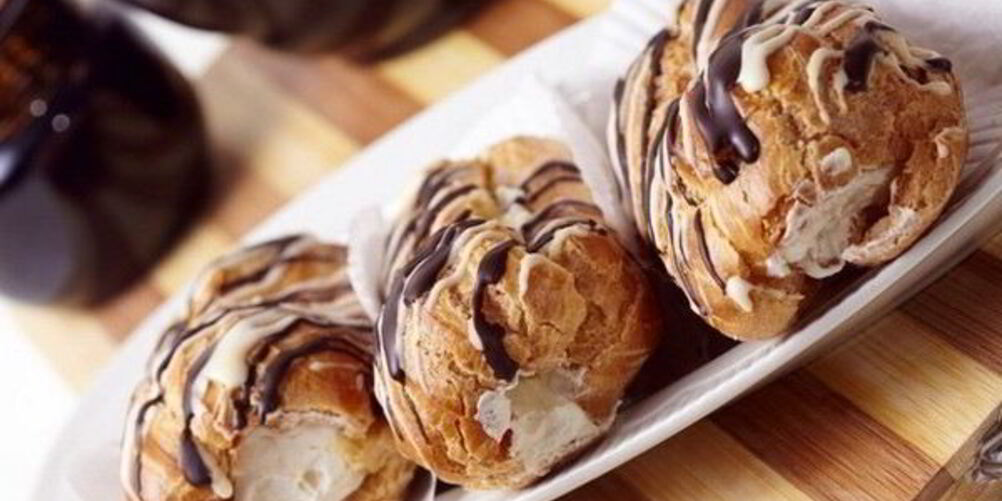 Рецепт домашних эклеров с кремом к чаю