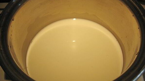 профитроли из льняной муки с яблочно-карамельным муссом