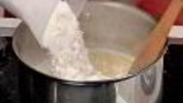 профитроли с картофельным салатом