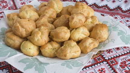 Профитроли с куриной печенью