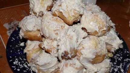 Торт Башня из профитролей