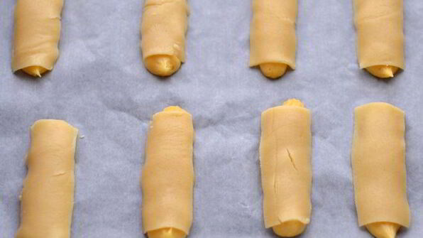 эклеры с хрустящим кракелюром