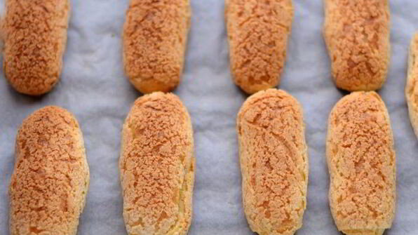 эклеры с хрустящим кракелюром