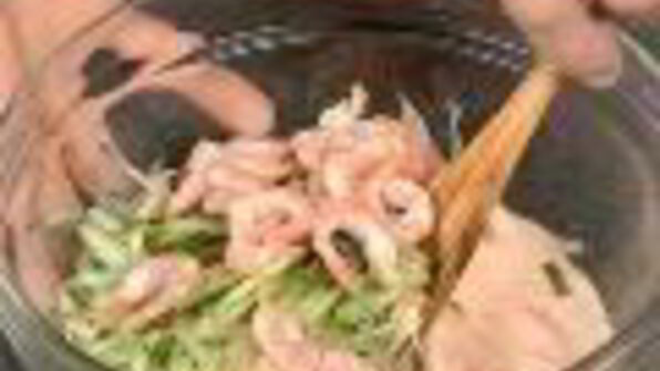 эклеры с креветками