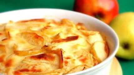 Бургундская яблочная запеканка