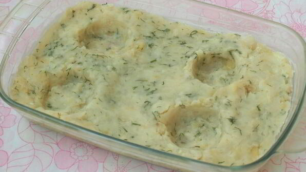 картофельная запеканка с яичницей