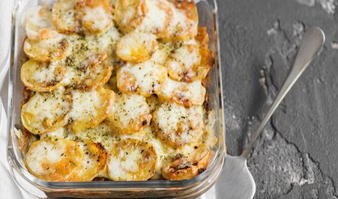 Острая картофельная запеканка с кабачком