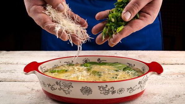 пшенная запеканка с курицей и шпинатом