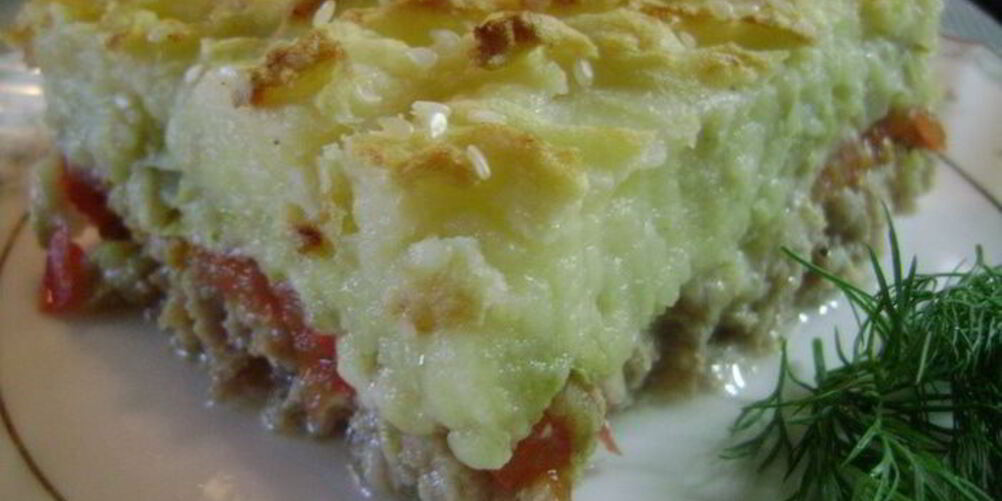 Рецепт слоеной запеканки с мясом и сыром