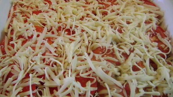 слоеная запеканка с мясом и сыром