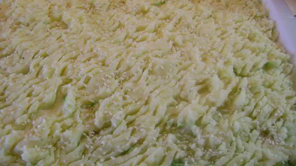 слоеная запеканка с мясом и сыром