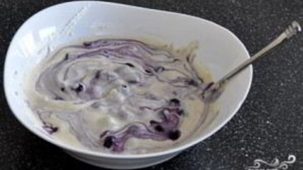 творожная запеканка с черникой