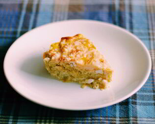 Запеканка из кабачков с фетой и чесноком