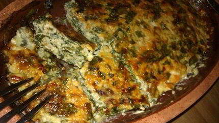 Запеканка из курицы с сыром и шпинатом