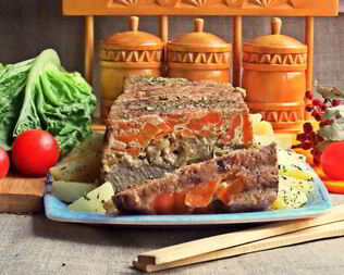 Запеканка-перевертыш из печени и овощей