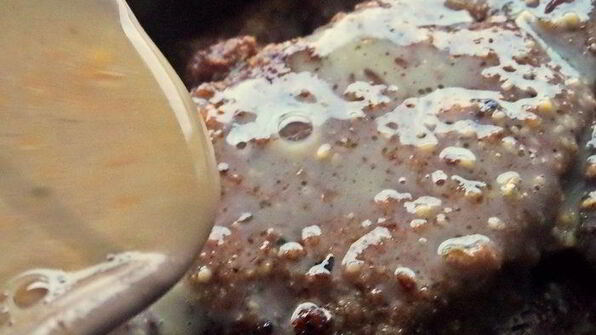 запеканка-перевертыш из печени и овощей