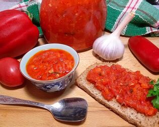 Аджика из помидор пальчики оближешь