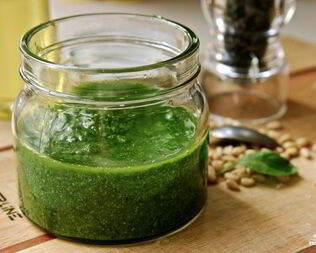 Аджика из зеленых помидоров