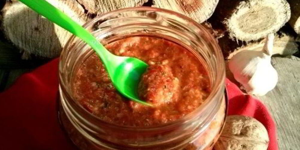 Рецепт аджики острой без варки
