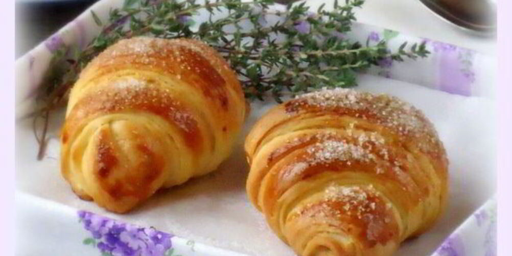 Рецепт булочек слоеных с джемом и вареной сгущенкой