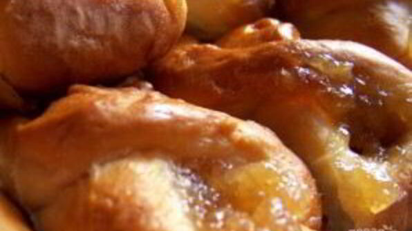 дрожжевое тесто с джемом