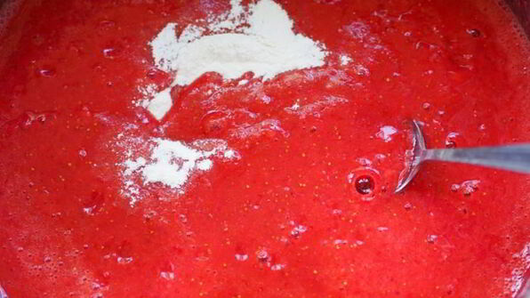 клубничный экспресс-джем