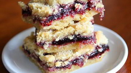 Выпечка с джемом