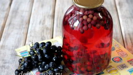 Компот из кизила и винограда на зиму
