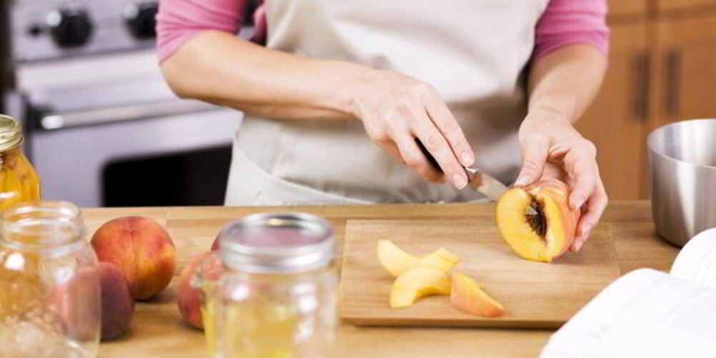 Рецепт компота из персиков