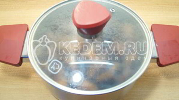 компот из сушеных яблок с ягодами