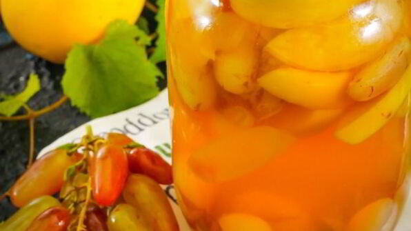 компот из винограда и яблок на зиму