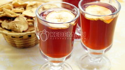 Компот из вишни и яблок