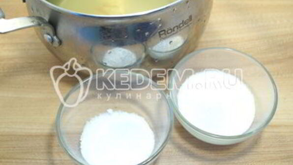 компот из яблок с ягодами на зиму