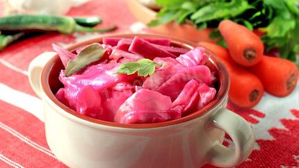 Капуста провансаль со свеклой