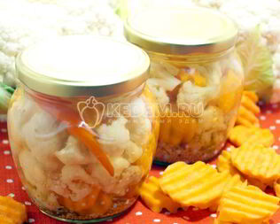 Маринованная цветная капуста с морковью