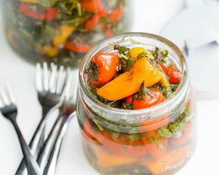 Маринованный болгарский перец с чесноком