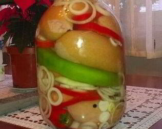 Маринованные и фаршированные шпикачки к пиву