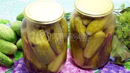 Маринованные огурцы в литровых банках